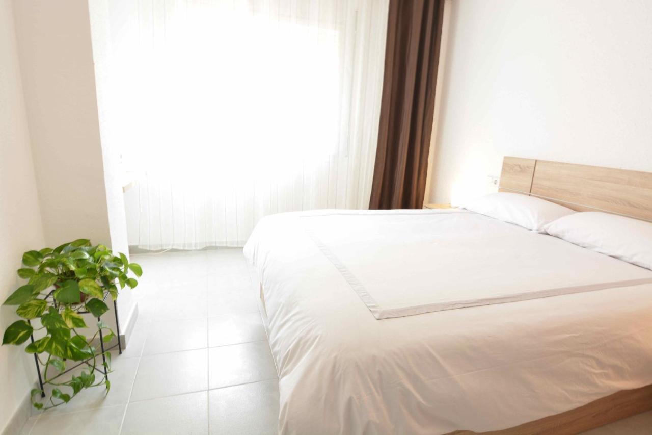 Reus Bedrooms 2 Habitaciones Con Bano Privado, Sin Cocina Esterno foto